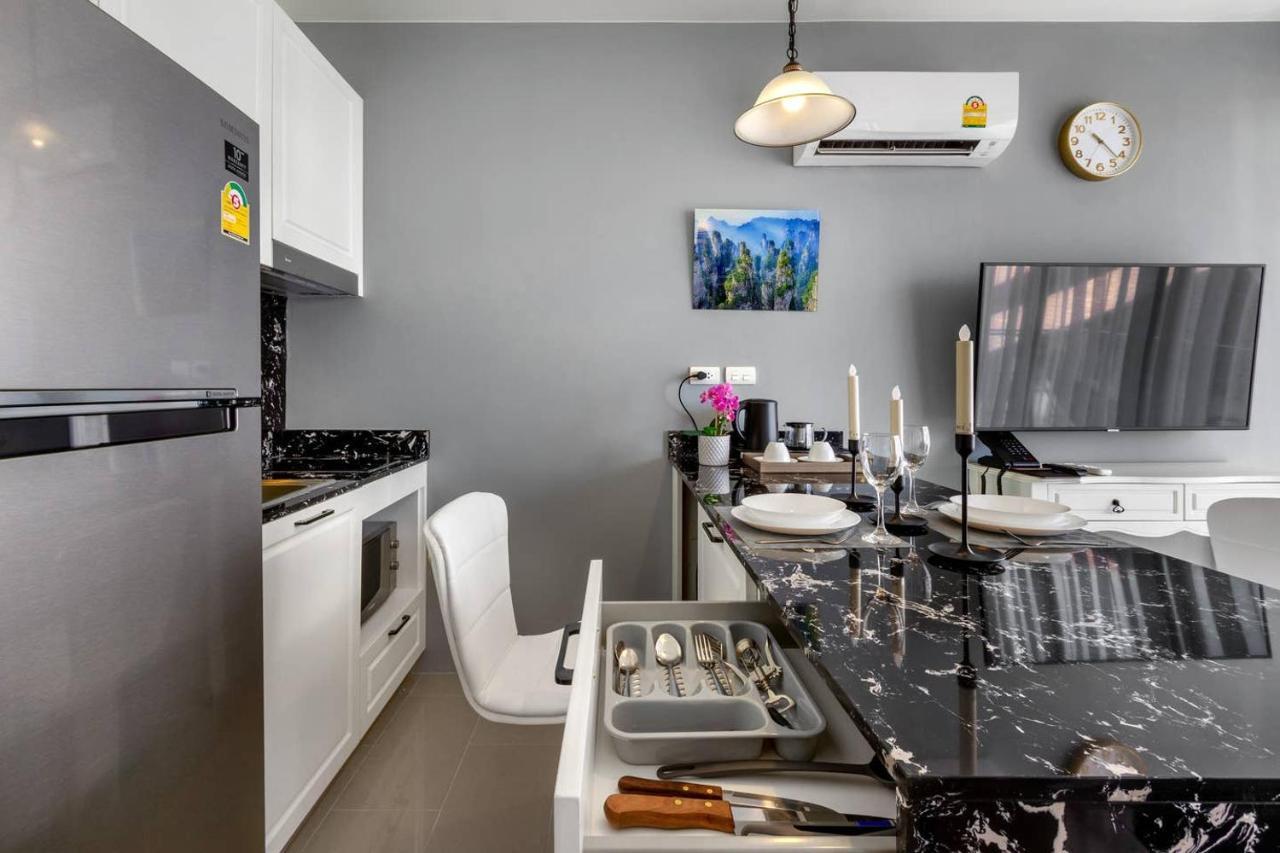 Palmyrah Surin, Modern 1Br With Terrace, 150 Meters To Surin Beach Exterior photo